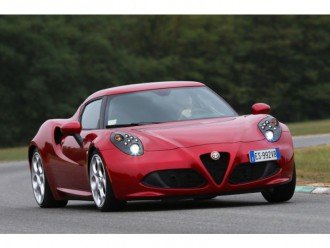 Новий Alfa Romeo 4C Spider 2015 - красивий спорткар