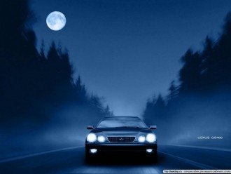 На нічній дорозі...