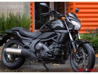Honda представила два нових мотоцикла: CTX700N і CTX700