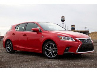 Lexus модифицировал модель CT 200h F Sport