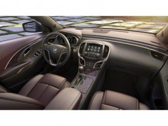Розкішний інтер'єр Buick LaCrosse 2014