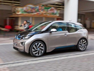 Електрокар BMW i3. Cерійна пятидверка