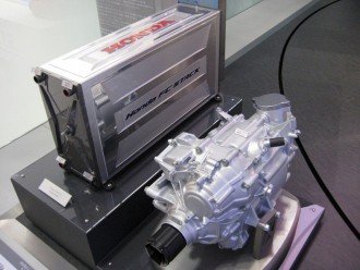 Технології паливних елементів. GM і Honda