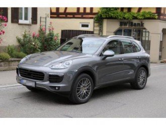 Оновлений Porsche Cayenne 2015