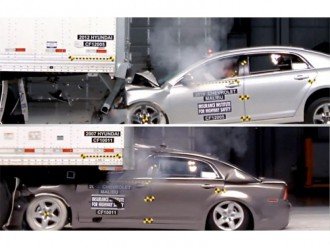 Відбійники вантажівок досі не надійні