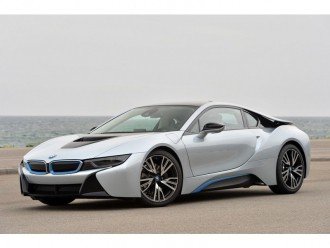 XCAR перевіряє BMW i8