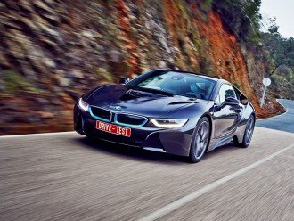 Тестуємо новий гібрид BMW i8