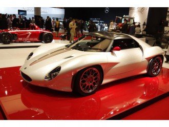 Кен Окуяма представив спортивні автомобілі..