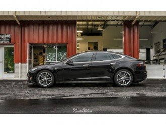 Tesla видає нескінченну гарантію ?!