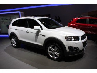 Оновлений кросовер Chevrolet Captiva 2014