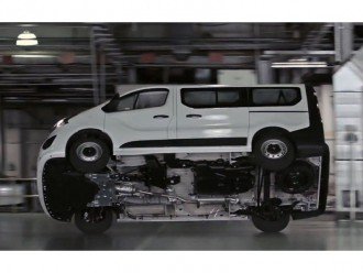 Британці вимагають побільше своїх автофургонів