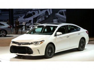 Оновлений Toyota Avalon 2016