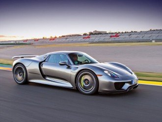 Тест-драйв суперкара Porsche 918 Spyder