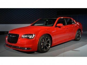 Оновлений Chrysler 300c 2015 року