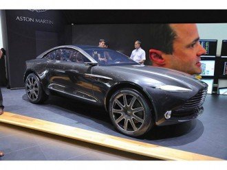 Електричний кросовер Aston Martin DBX