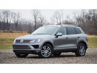 Оновлений Volkswagen Touareg 2015