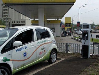 Станції швидкої зарядки для електромобілів в Москві