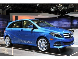 Mercedes В-класу з двигуном від Tesla Motors