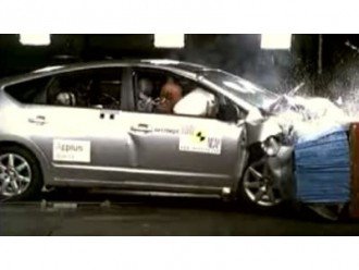 Економічні автомобілі погано пройшли краш-тестах від IIHS