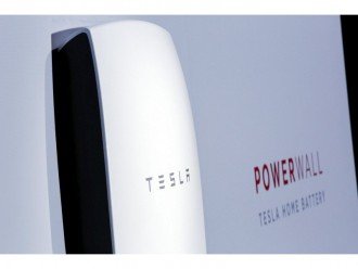 Tesla продемонструвала акумуляторні системи Powerwall