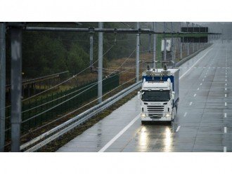 Футуристичні електричні вантажівки в Швеції