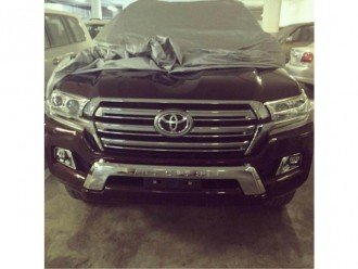 Перші фото фейсліфтінга Toyota Land Cruiser 200 2016