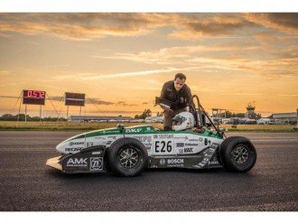 Електромобіль розігнали до «сотні» за 1,779 с