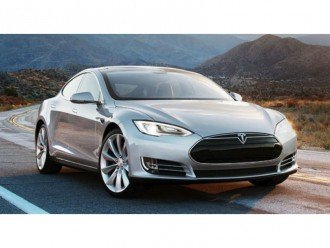 Tesla Model S набрав 103 бали з 100!!