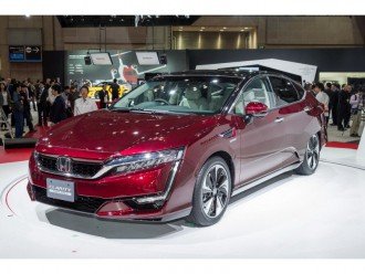 ​Honda до кінця 2016 випустить Clarity Fuel Cell