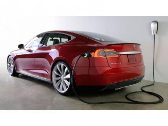 Зарядка Tesla в Україні, як зарядити електромобіль?