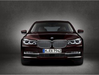 Нова «Сімка» M760Li xDrive Performance 2016