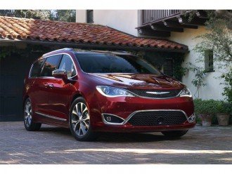 Chrysler Pacifica 2017 - новий американський мінівен