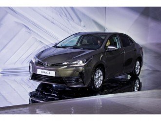Рестайлінг седана Toyota Corolla 2017