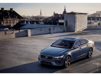 Оновлення моделей Volvo S90 і V90 - 2017