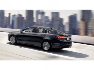 Звіт з продажу електромобілів за червень