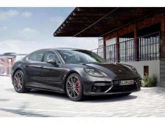 Новий Porsche Panamera 2017 року