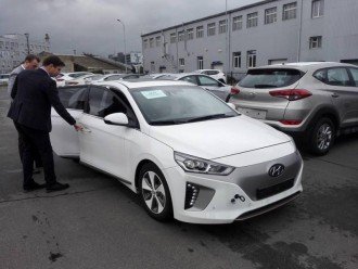 Перший електрокар Hyundai IONIQ в Україні
