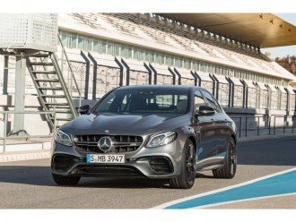 Новий Mercedes-AMG E 63 4Matic+.