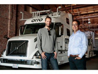 Вантажівка із самостійнім типом керування