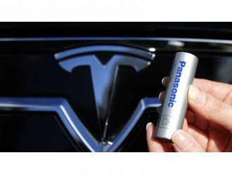 Новий акумулятор Тесла буде більш щільним і менш дорогим