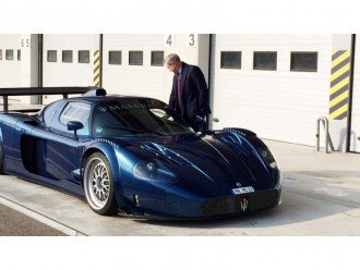 Копія Maserati MC12 VC стала дорожнім автомобілем