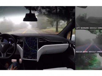 Tesla показала, як працює новий автопілот