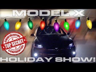 Різдвяне cвітлове шоу від TESLA