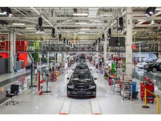 Panasonic і Tesla розширюють співпрацю