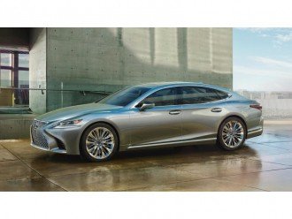 Новий Lexus LS в порівнянні з німецькими моделями