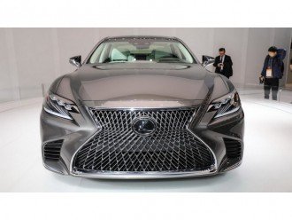 Гібридний Lexus LS 500h дебютує в Женеві