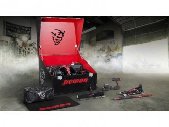 Dodge випустить Demon з валізою інструментів