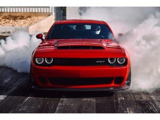 Драгстер Dodge Challenger SRT Demon вразив швидкістю