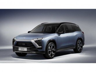 Серійний кросовер Nio ES8 на електротязі