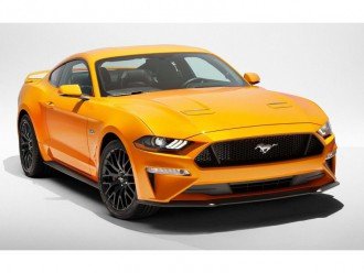 Новий Ford Mustang "порвав" конкурентів